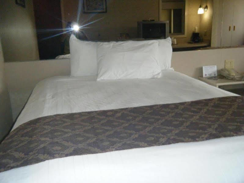 Red Roof Inn Springfield, Mo Zewnętrze zdjęcie